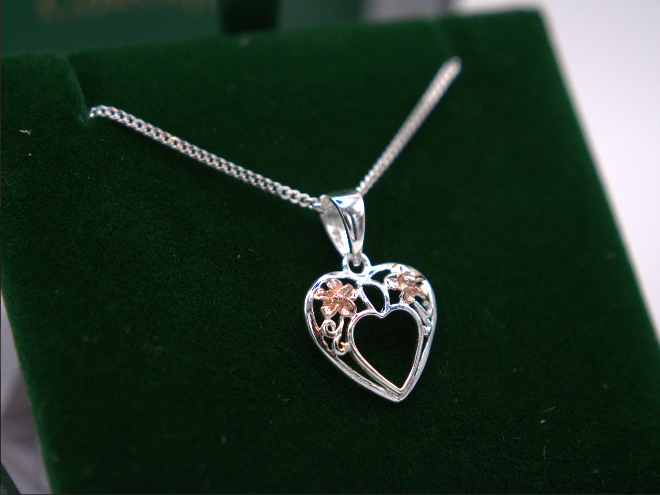 Heart & Daffodil Necklace