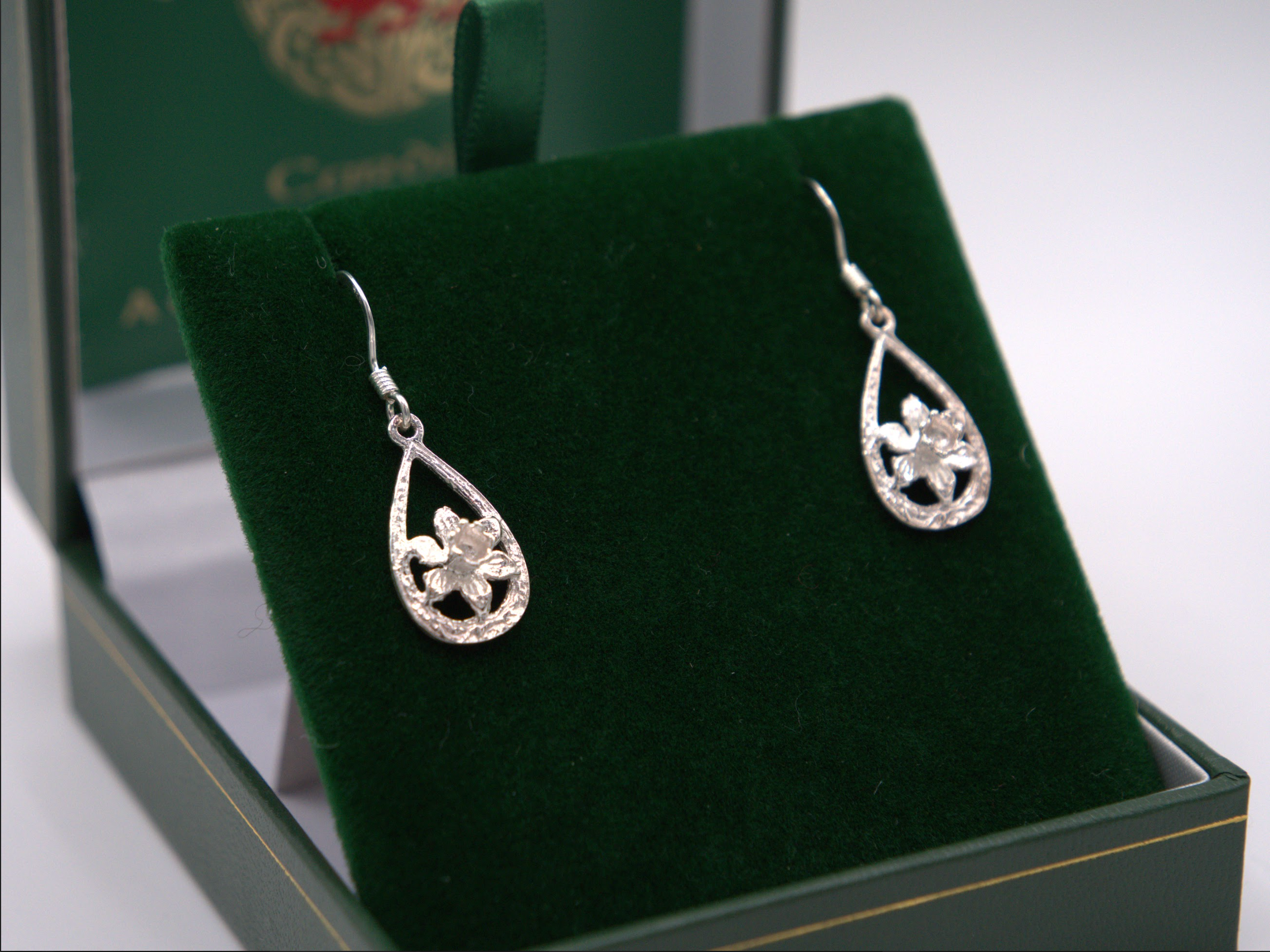 Oval Daffodil Drop Earrings