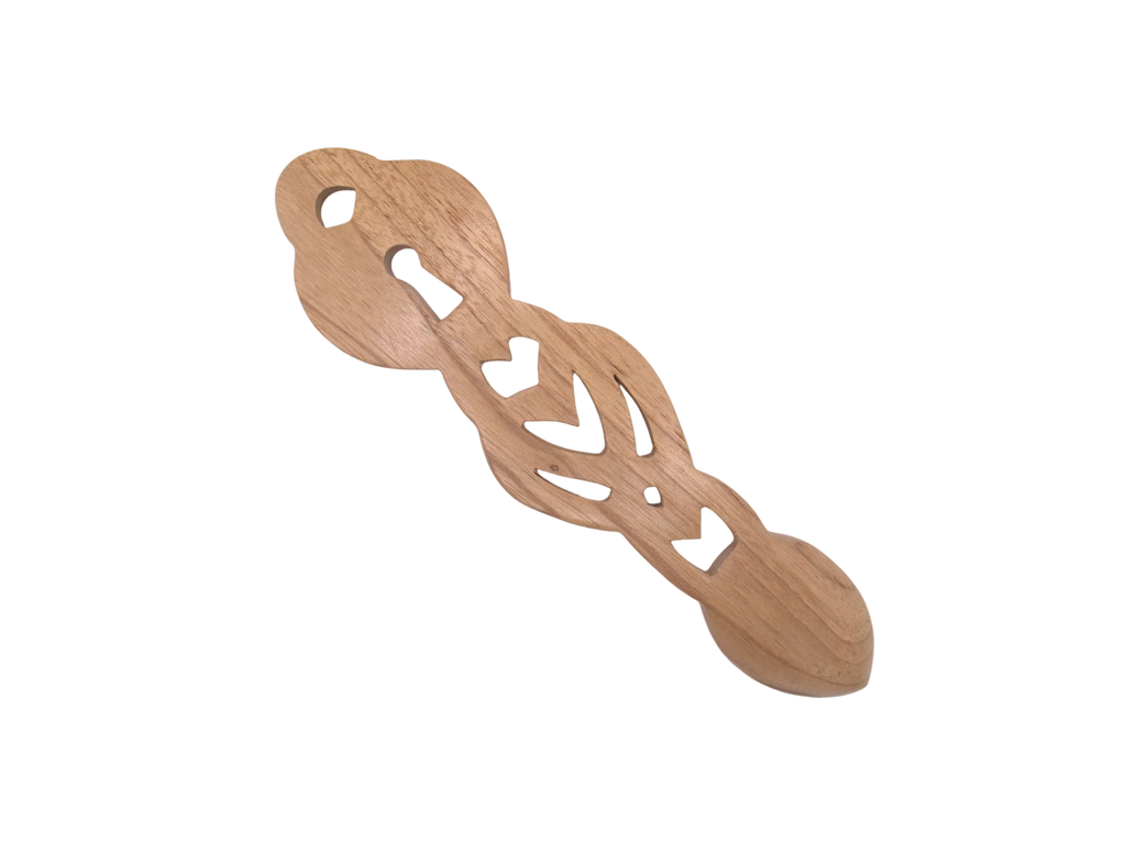 Heart & Key Welsh Love Spoon with Twisted Knot