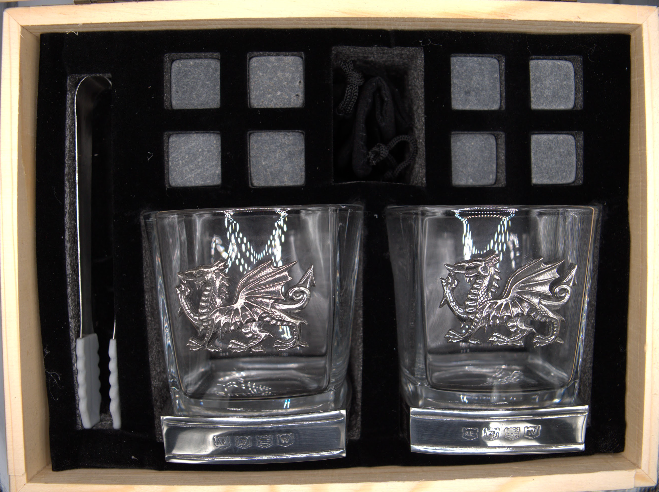 A.E. Williams Welsh Dragon Whisky Glass Set